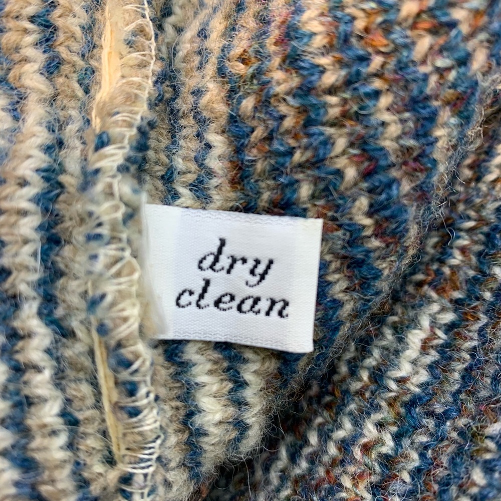 Men's Blue and Brown Patterned Sweater - Picture 7 of 7